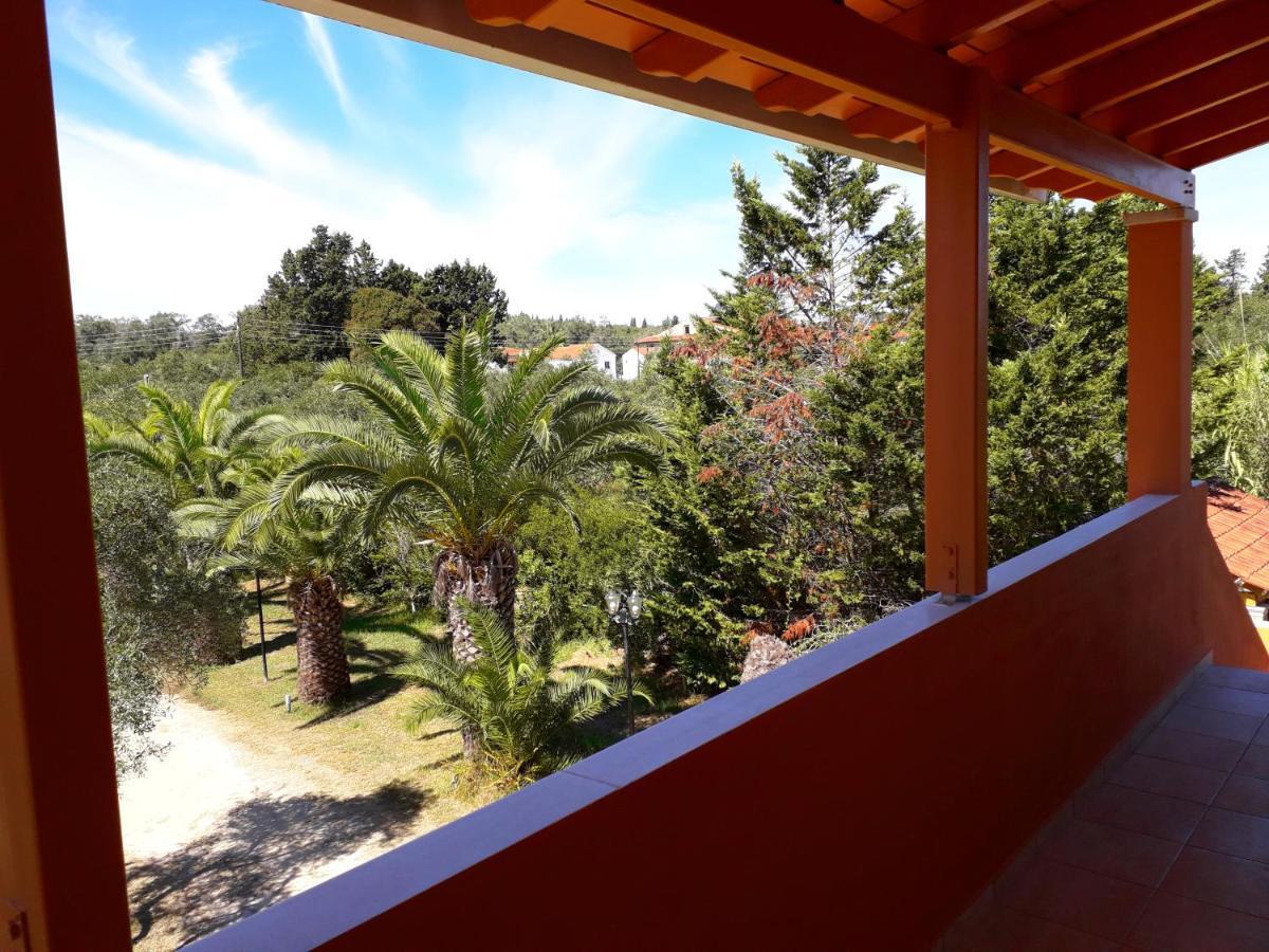 Irini Apartments And Studios Kávos Екстериор снимка
