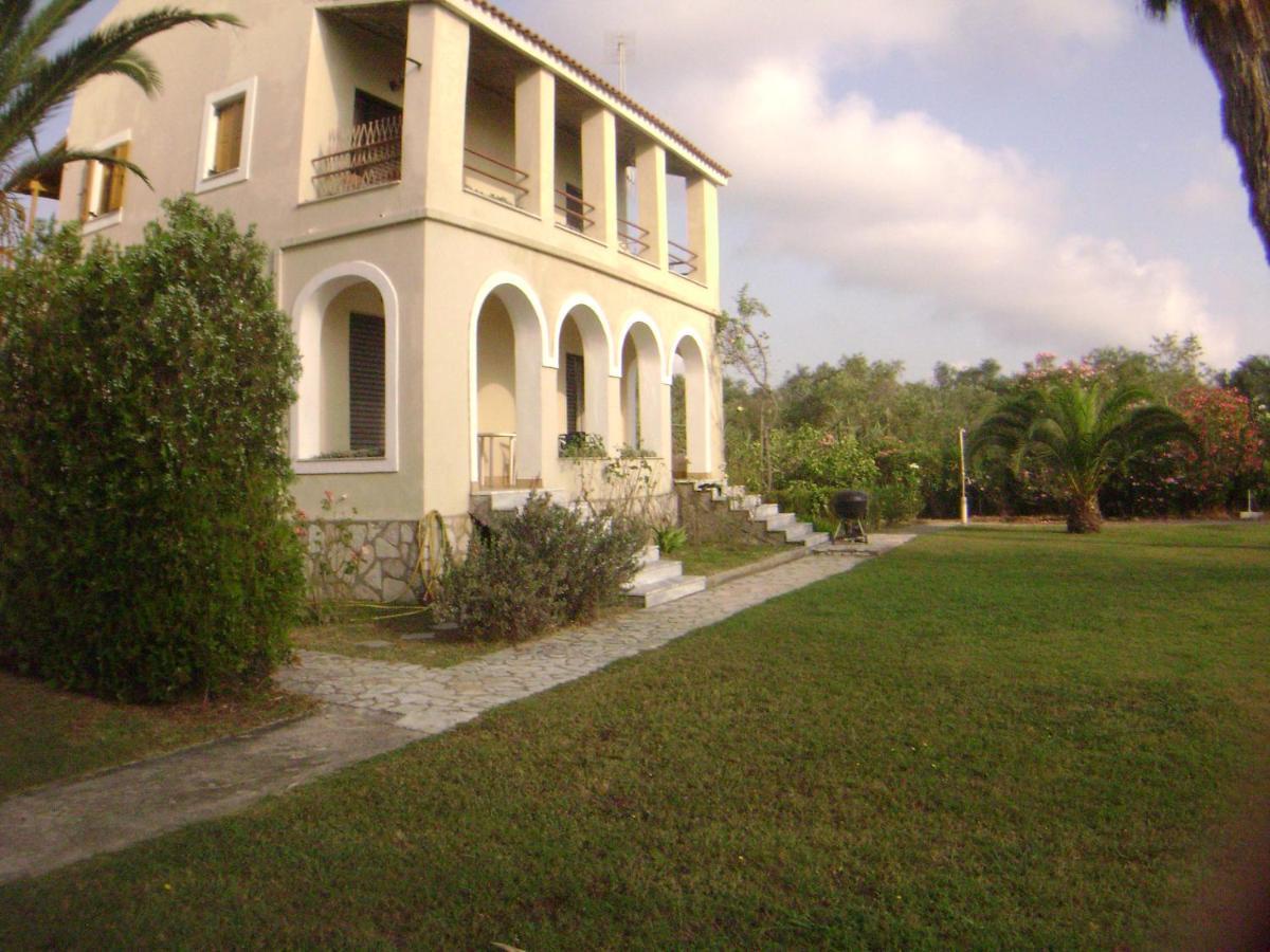 Irini Apartments And Studios Kávos Екстериор снимка