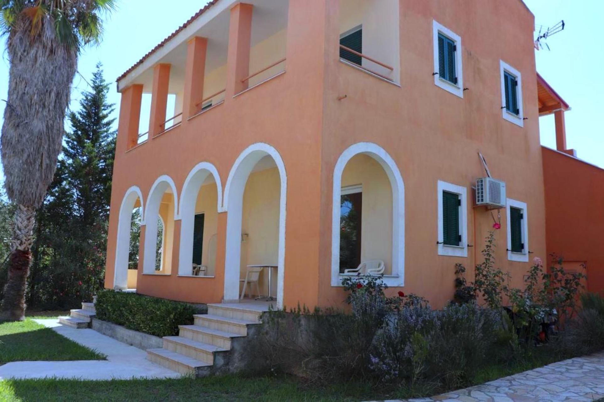 Irini Apartments And Studios Kávos Екстериор снимка