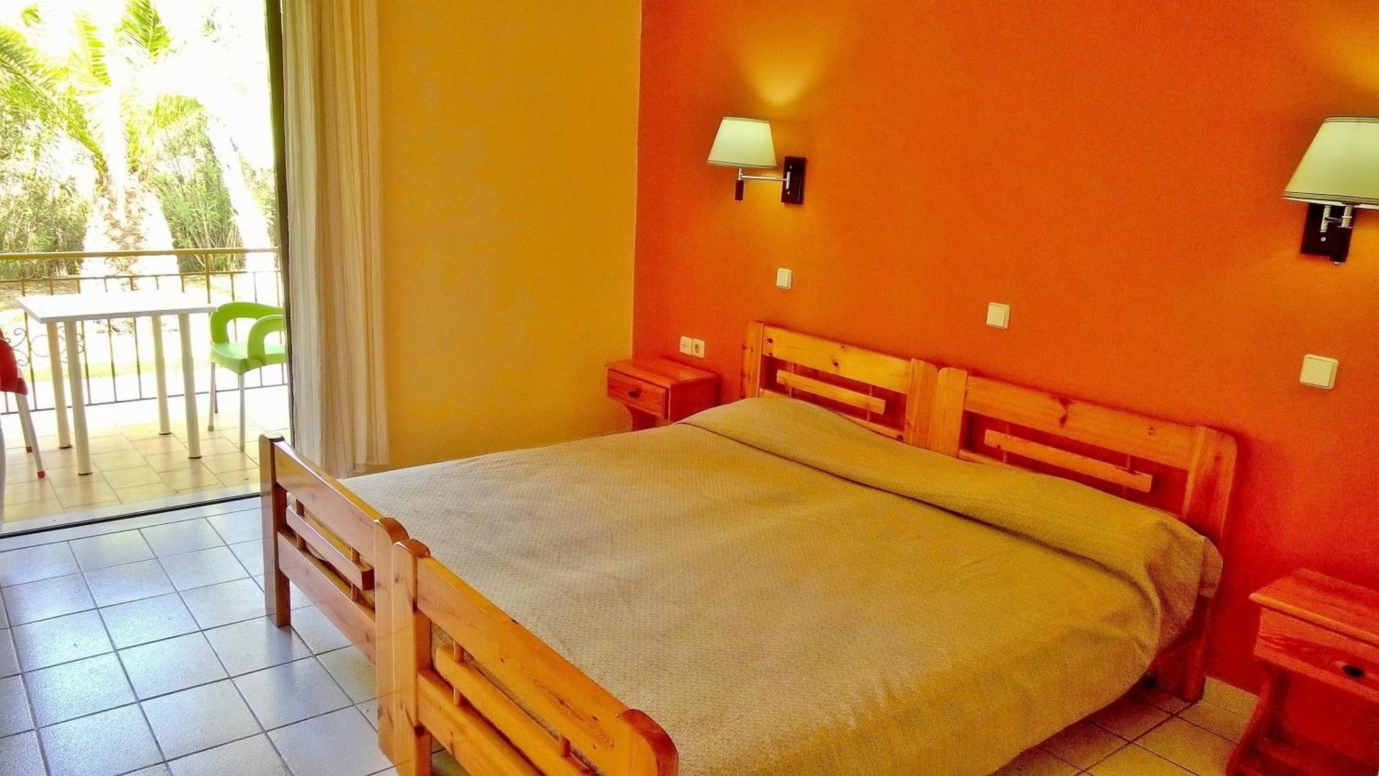 Irini Apartments And Studios Kávos Екстериор снимка